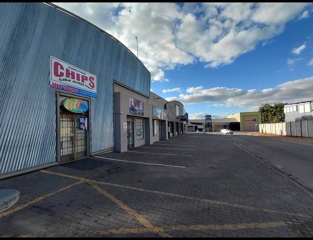 3,569M² BUSINESS CENTRE FOR SALE IN FUTURA INDUSTRIAL